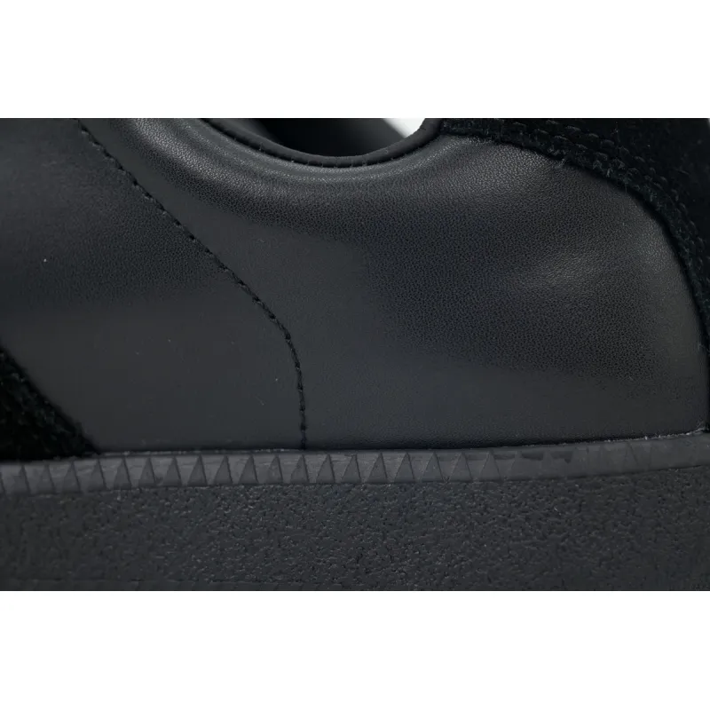 Maison Margiela All Black