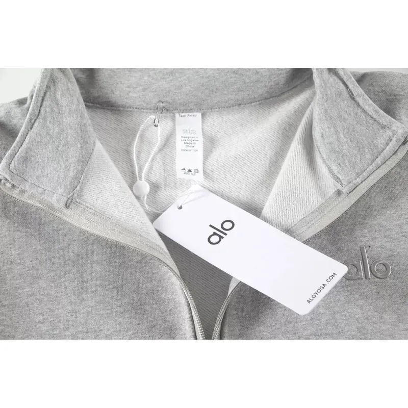 Alo Yoga Accolade 1/4 Zip Pullover Grey