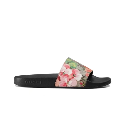 Gucci Slides Bloom Supreme 02