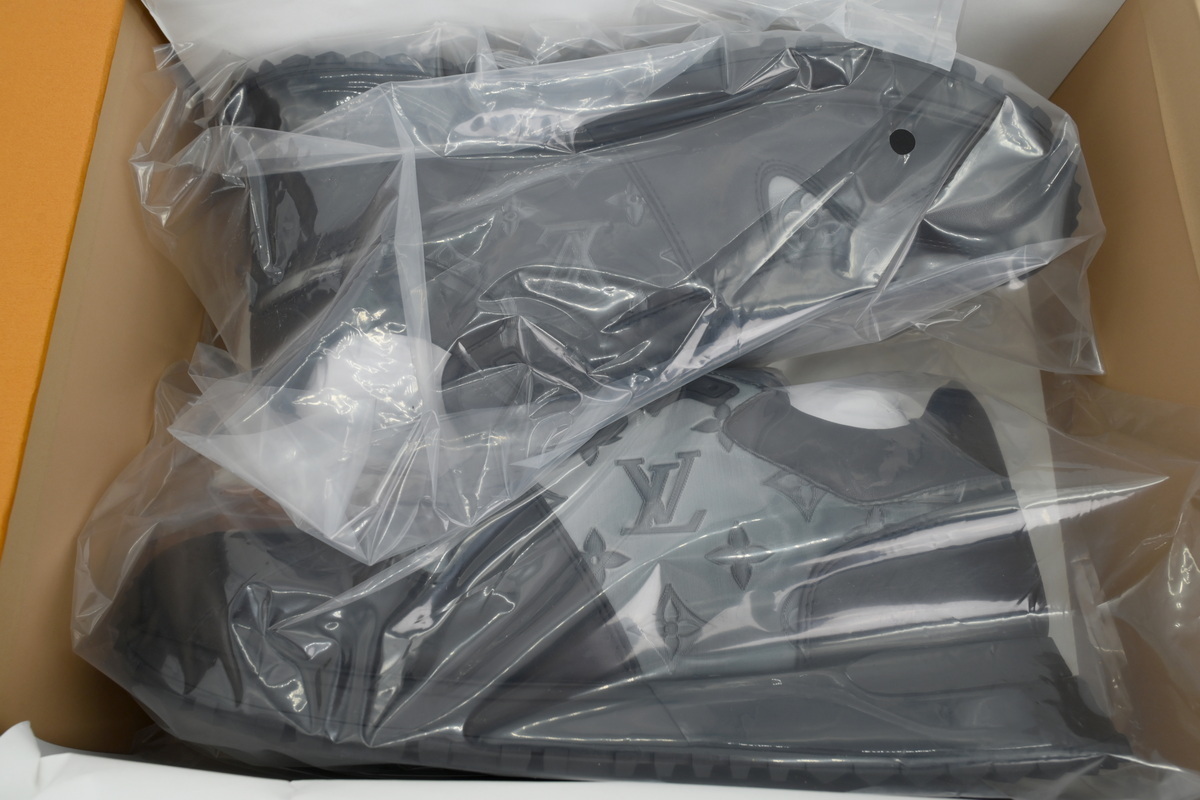 PK  God Batch  Louis Vuitton Fashion running shoes Louis Vuitton Black Illusion Color