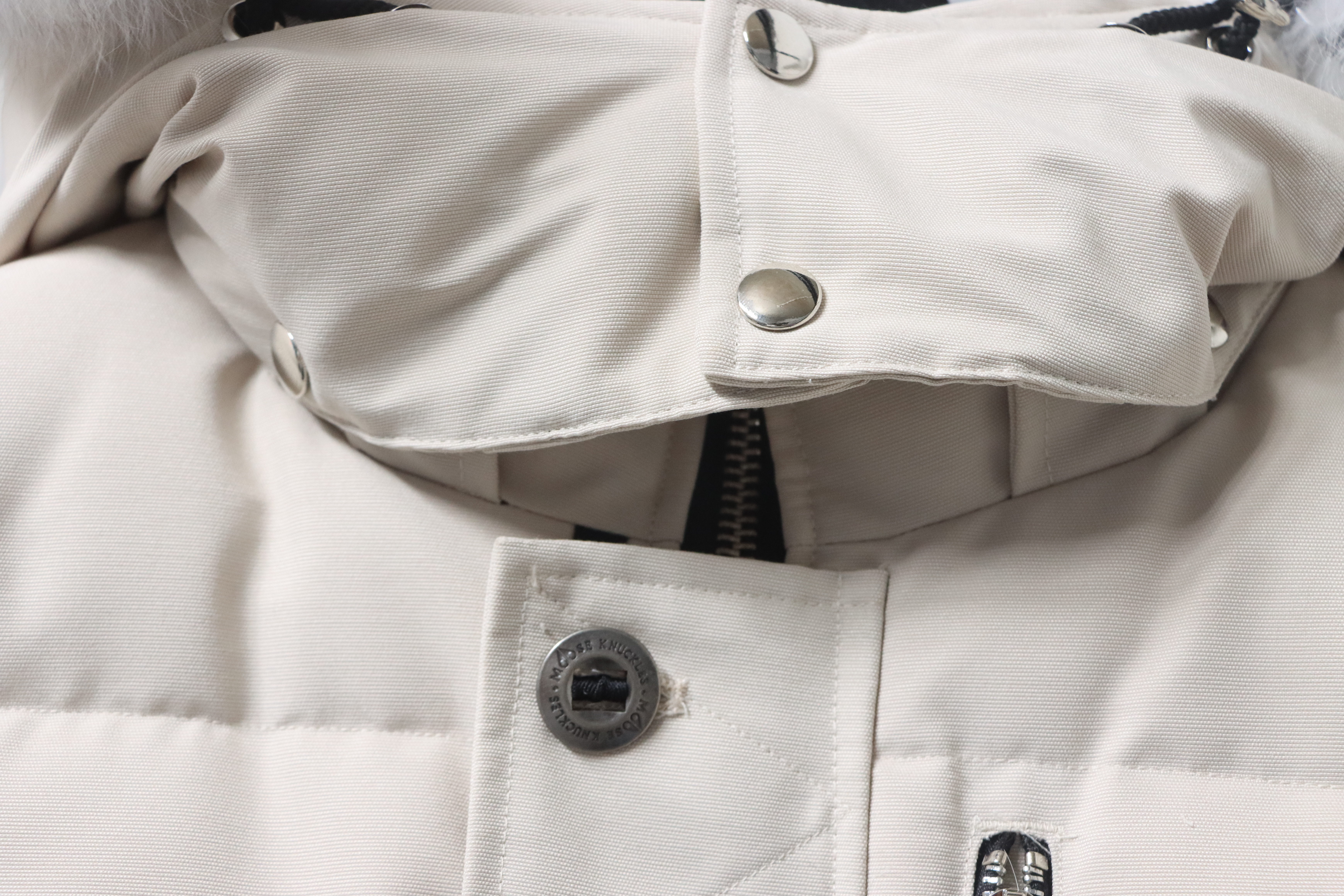 Moose knuckles   Men's down jacket  off white