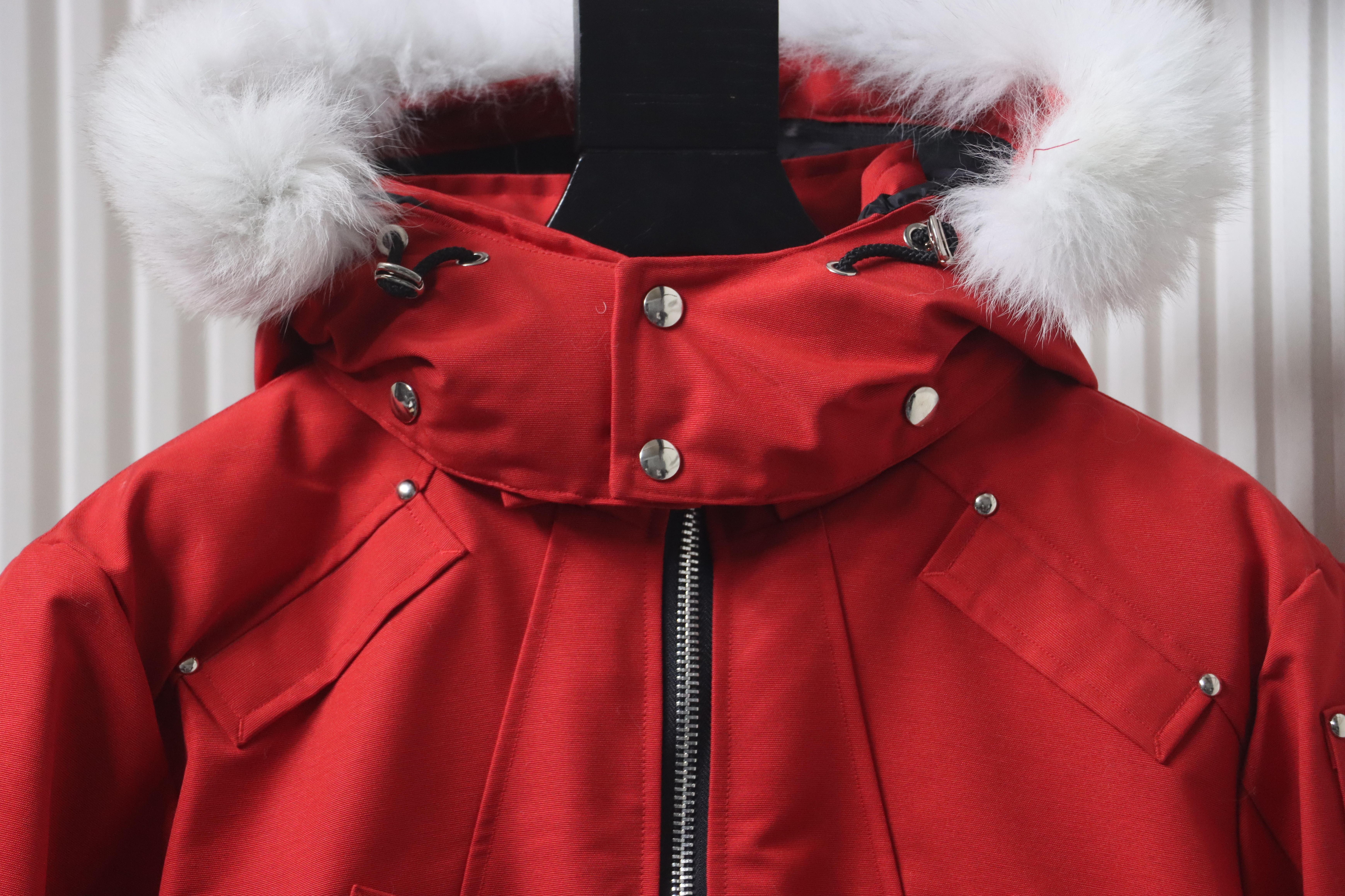Moose knuckles Men's down jacket bright red