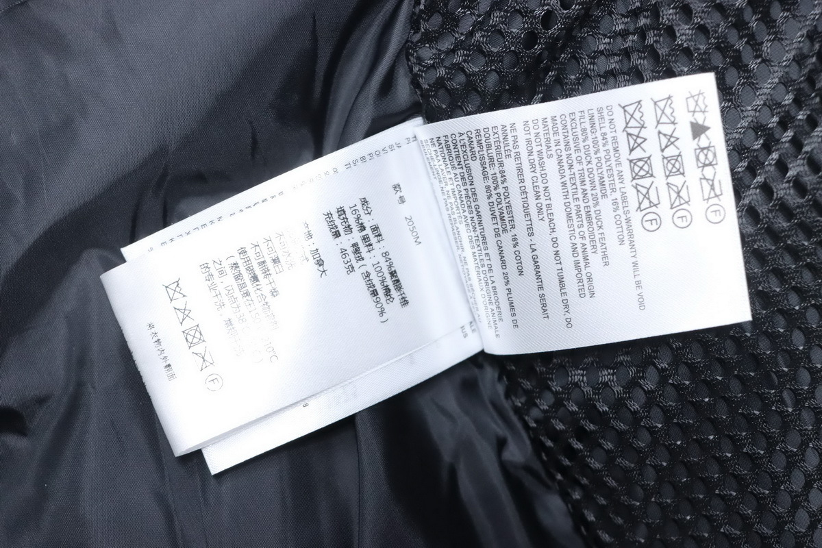  Canada Goose  Pink short down jacket