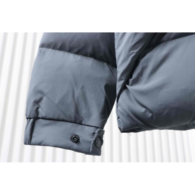 MONCLER Madeira Short Down Jacket Grey 
