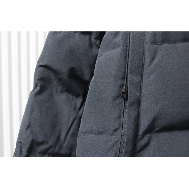  Canada goose  388M Classic Parker Down Jacket Black