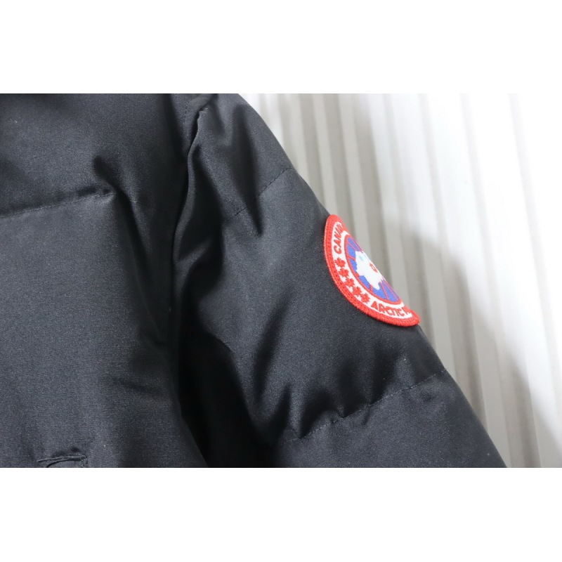  Canada goose  388M Classic Parker Down Jacket Black