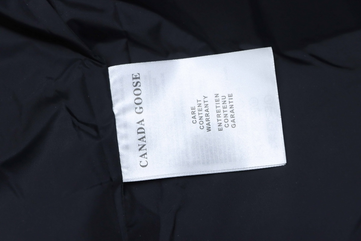  Canada goose  Mystique Down Jacket White