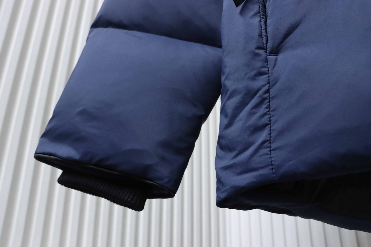  Canada goose  Stand collar large plaid down jacket dark blue