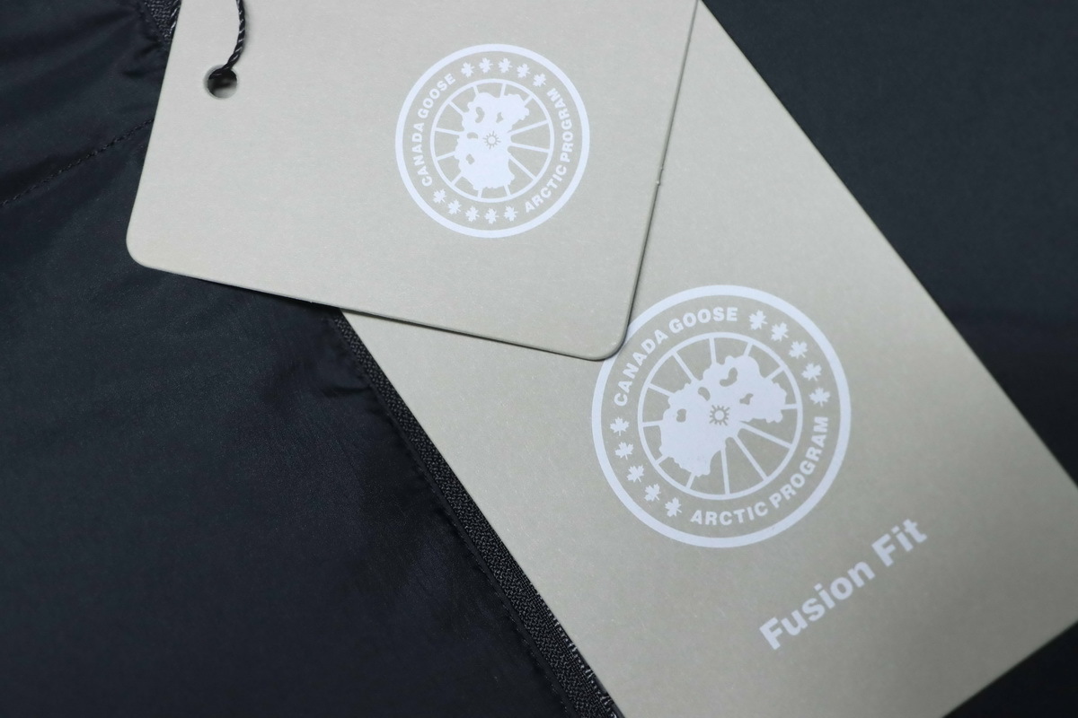 Canada goose Stand collar large plaid down jacket black