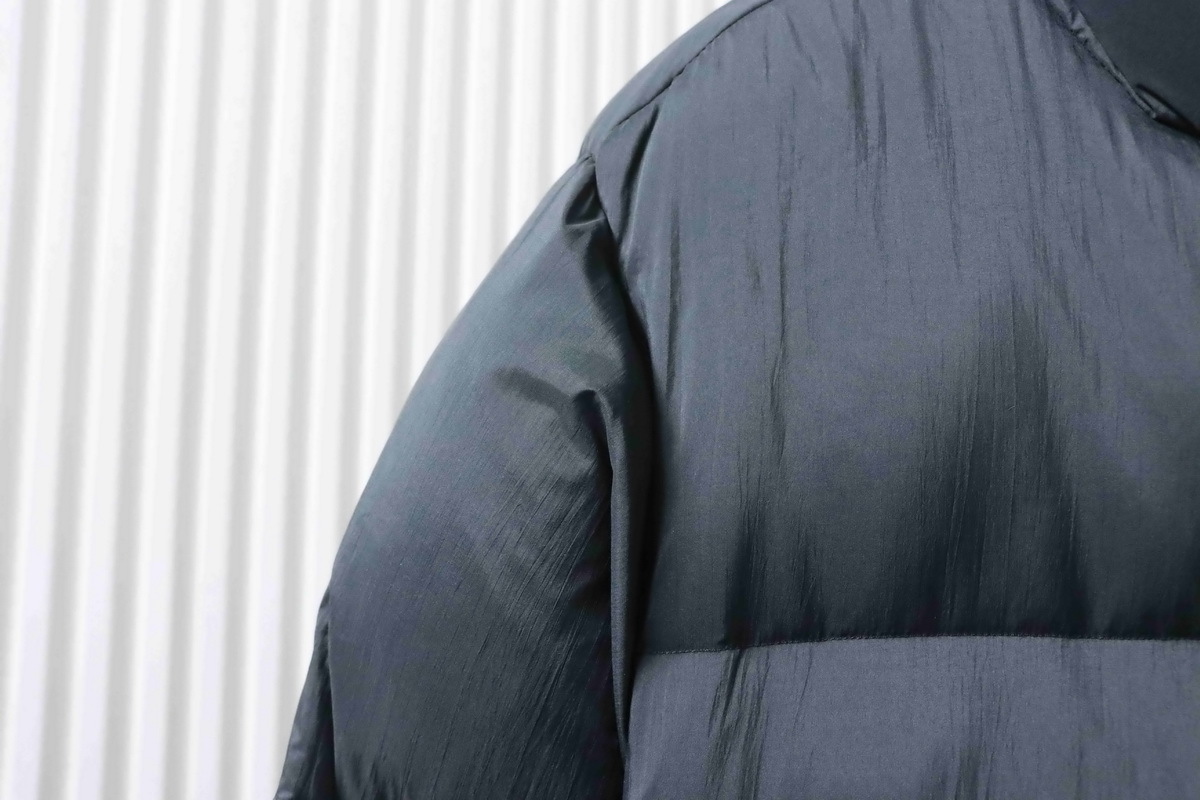 Canada goose Stand collar large plaid down jacket black