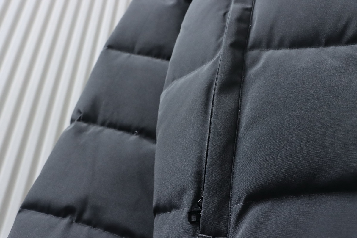 Canada goose 388M Classic Parker Down Jacket Grey