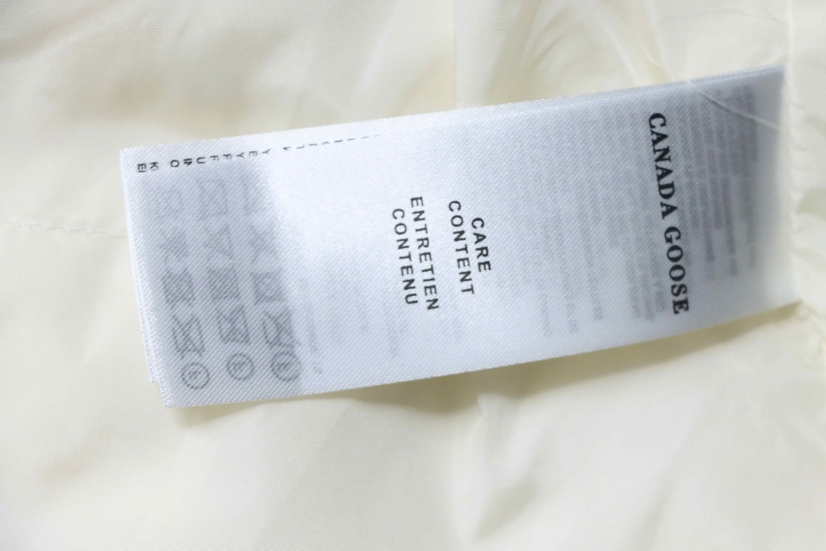 Canada goose  Plaid Hooded Knitted Jacket White