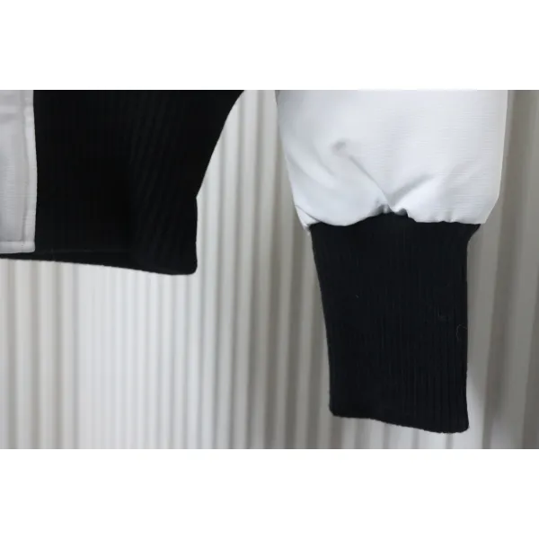 Moose Knuckles White Jacket White Wool Collar