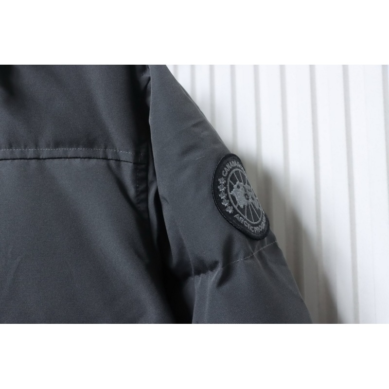  Canada goose   17 Black Label Down Jacket Gray