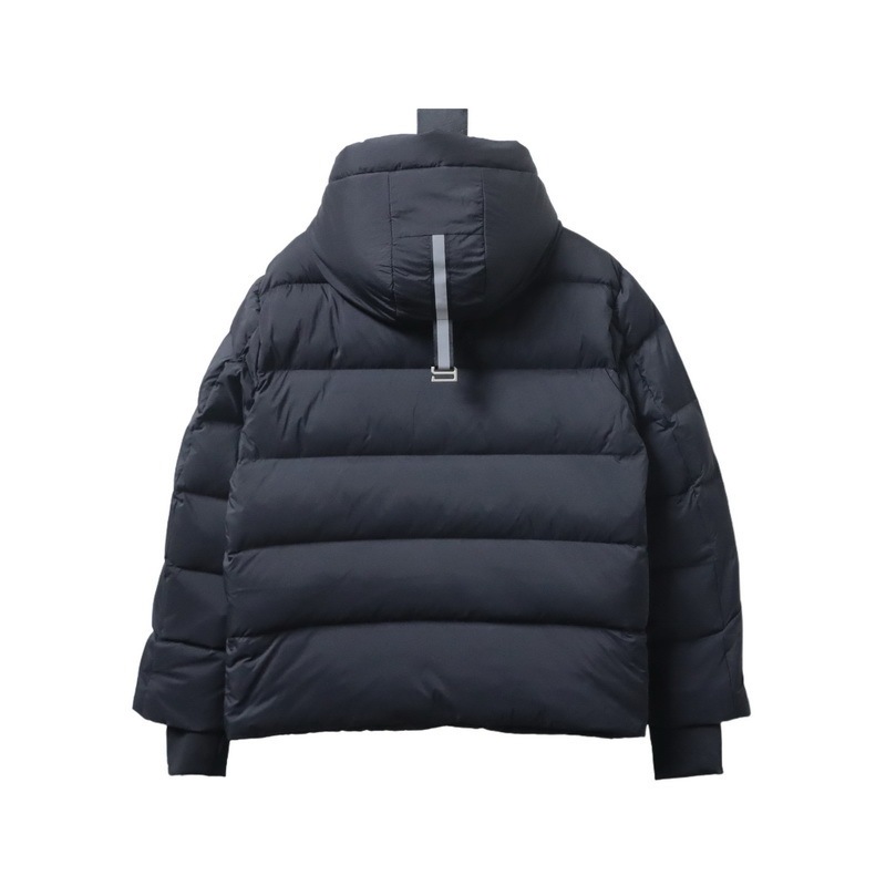  Canada goose  Hooded down jacket black