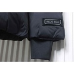  Canada goose  Hooded down jacket black