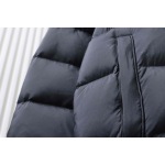  Canada goose  Hooded down jacket black