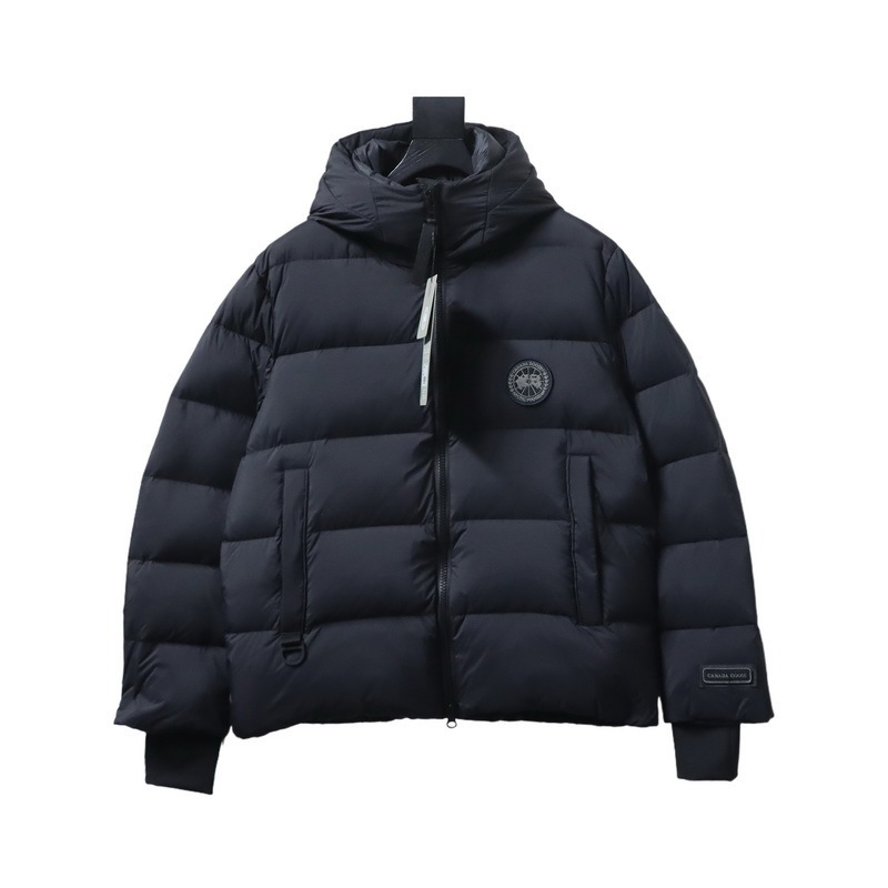 Canada goose  Hooded down jacket black