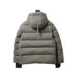 Canada goose  Hooded down jacket brown