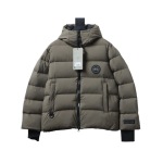  Canada goose  Hooded down jacket brown