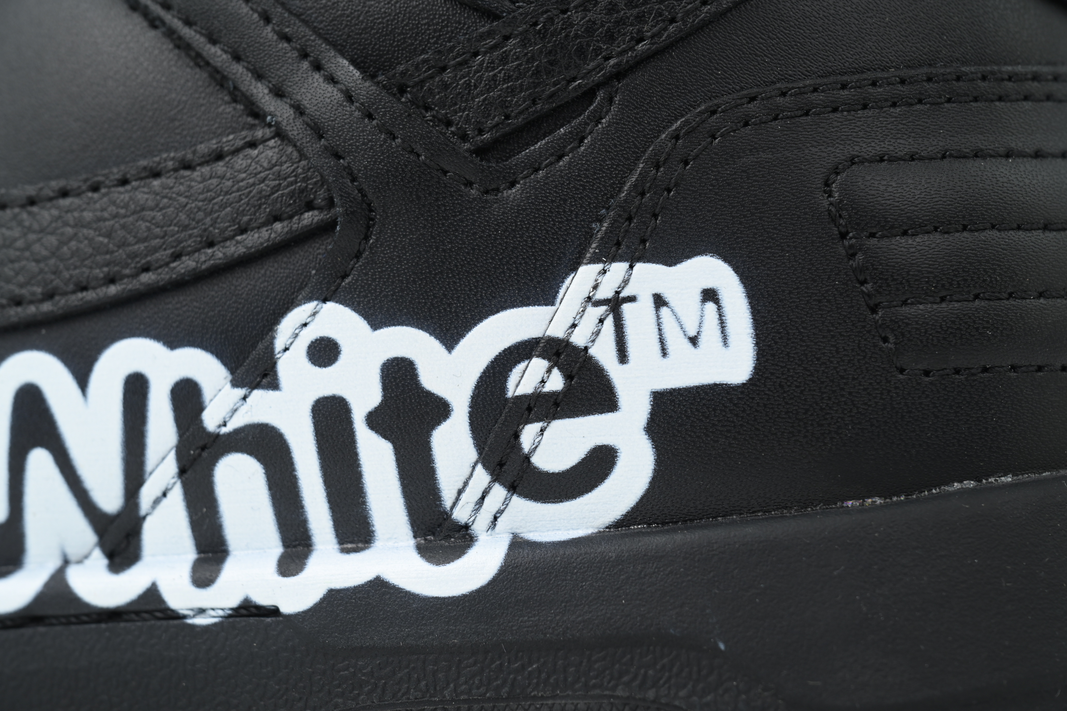 PK God Batch OFF-WHITE Out Of Black Print OMIA189S 22LEA004 1001