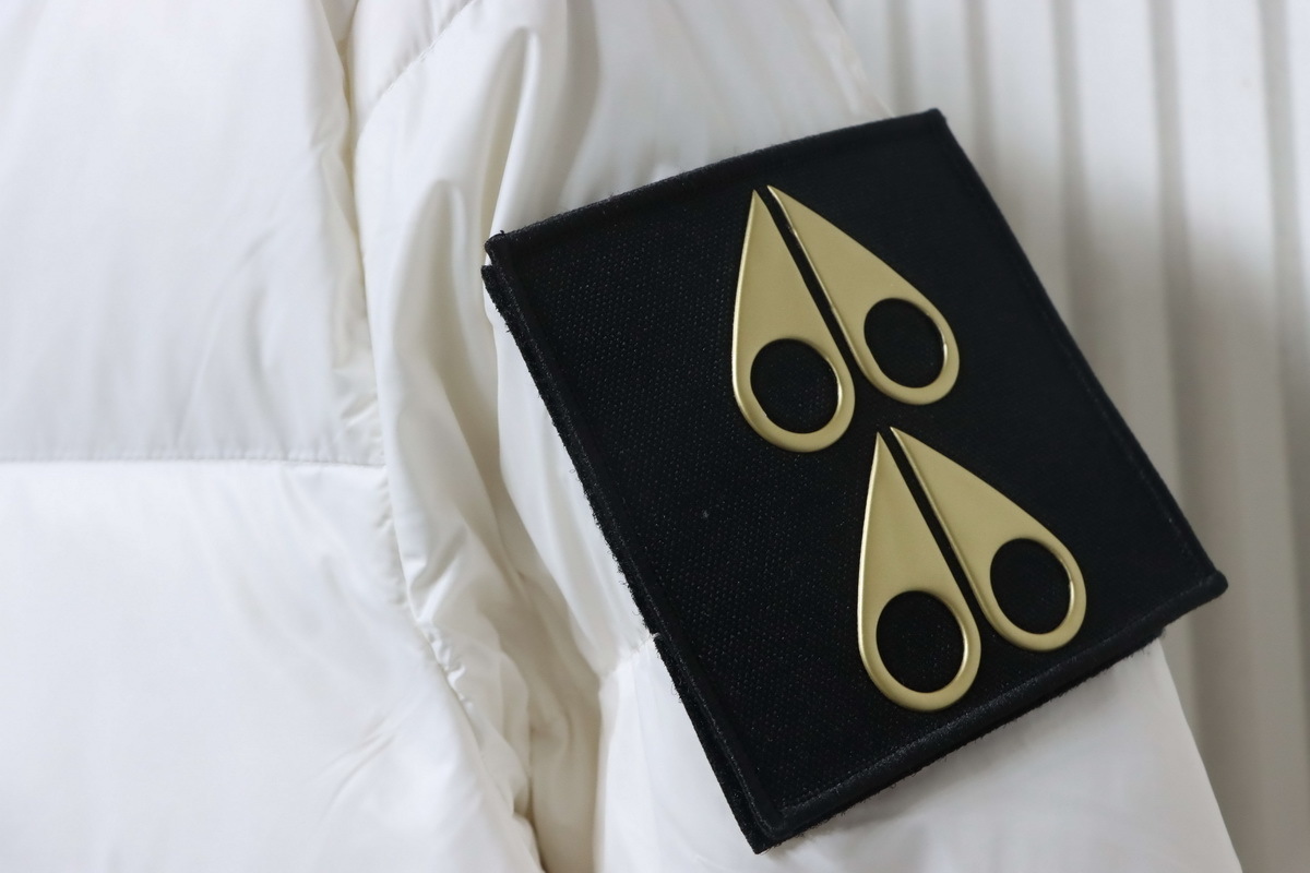 Moose knuckless Gold Scissors Stand Collar Large Plaid Down Jacket White