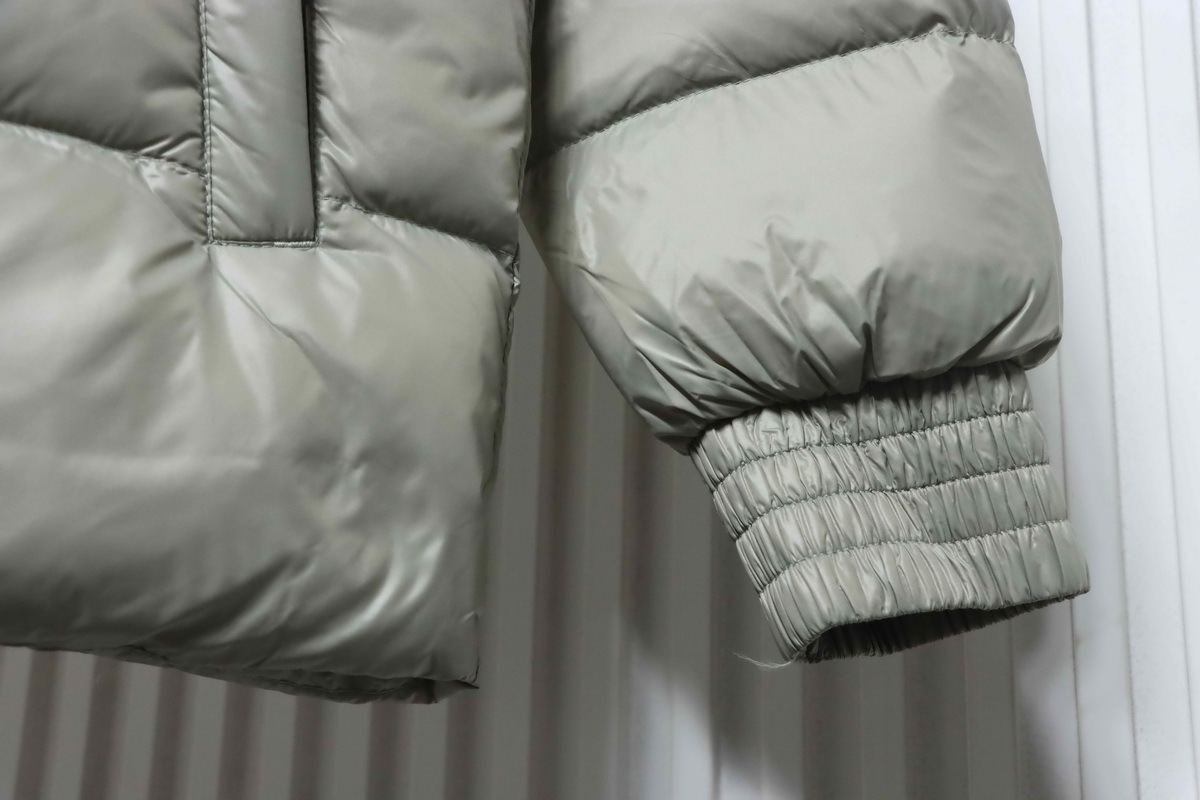 Moose knuckless Gold Scissors Stand Collar Large Plaid Down Jacket Grey