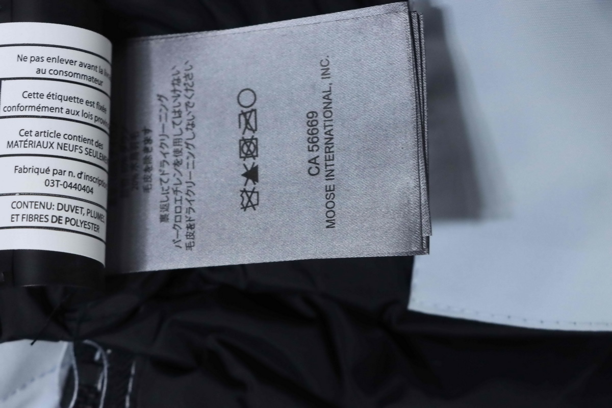 Moose knuckless Multi-pocket down jacket Blue