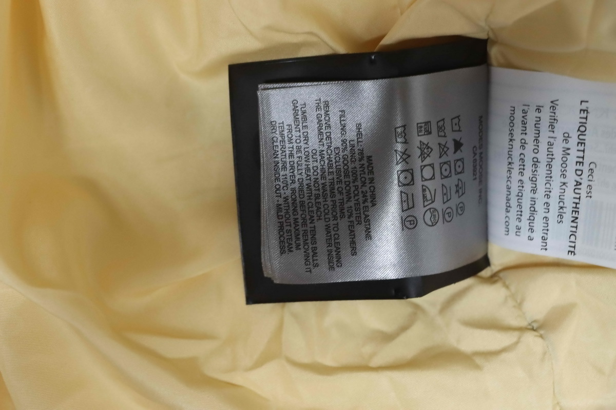 Moose knuckless  Gold Scissors Stand Collar Large Plaid Down Jacket  Black