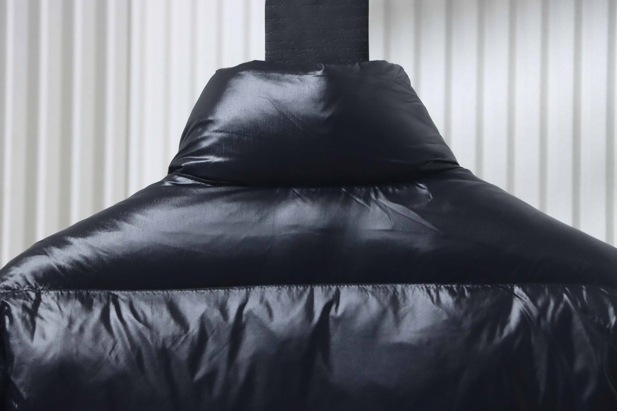 Moose knuckless  Gold Scissors Stand Collar Large Plaid Down Jacket  Black