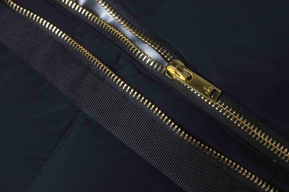 Moose knuckless Golden Scissors Double Zipper Down Jacket Black