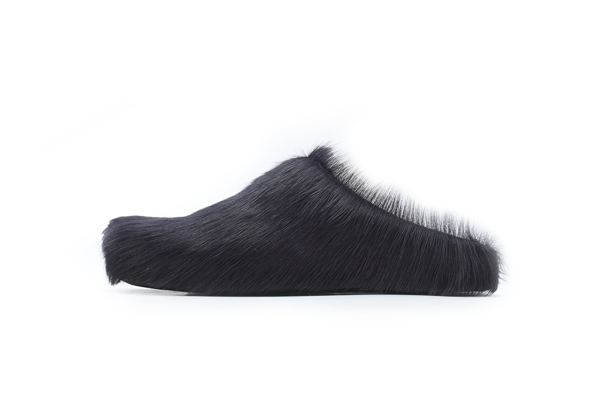 Marni Long hair Calfskin Fussbett Sabot Black SBMR000600P412200N99