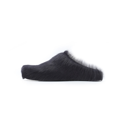 Marni Long hair Calfskin Fussbett Sabot Black SBMR000600P412200N99 02