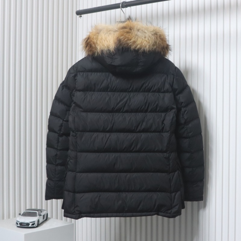  moncler  hooded down jacket with fur collar and buttons  black