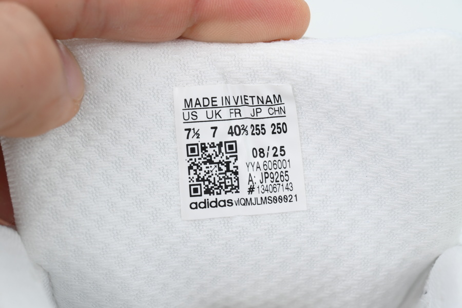  Pharrell x VIRGINIA x adidas Adistar Jellyfish 'Solid Grey Black'   JP9265