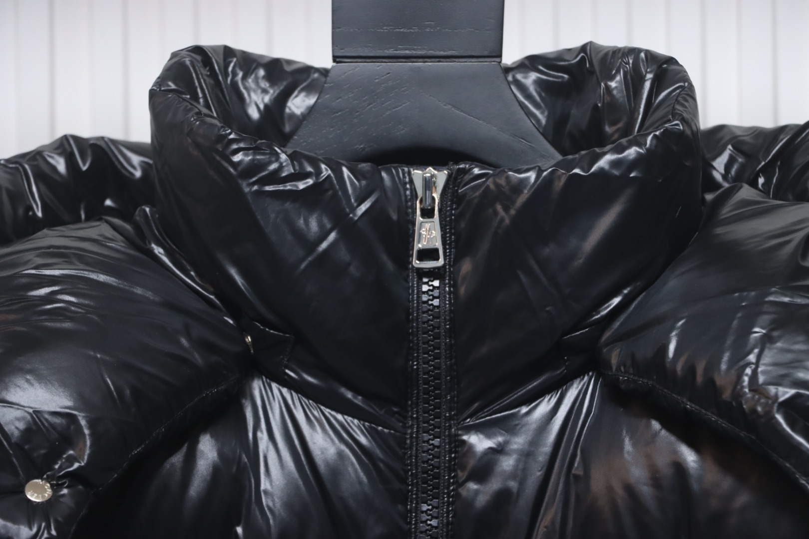 Moncler  Montbeliard  Men's and Women's Down Jackets  Black