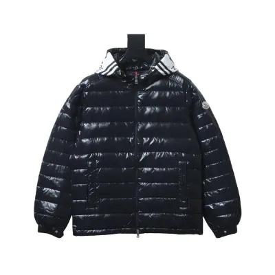   Moncler   Black  Down  Jacket  82123582 01