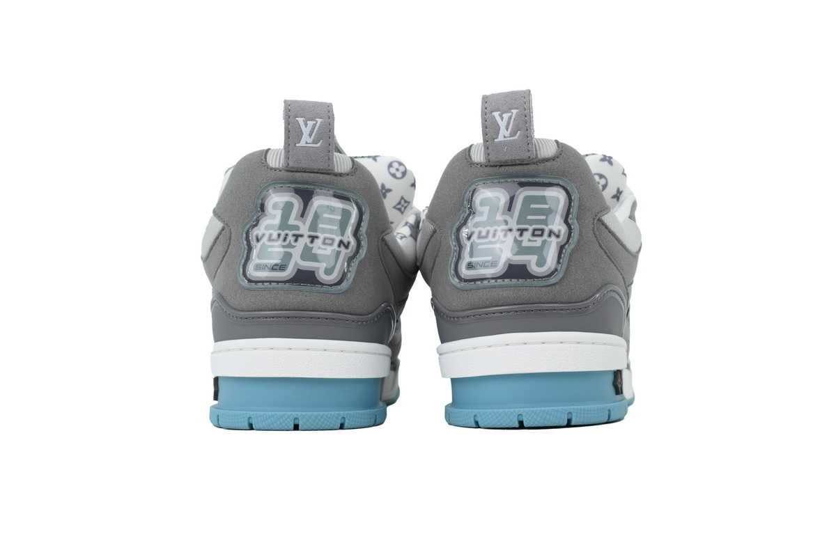  LOUIS VUITTON Light Gray Blue