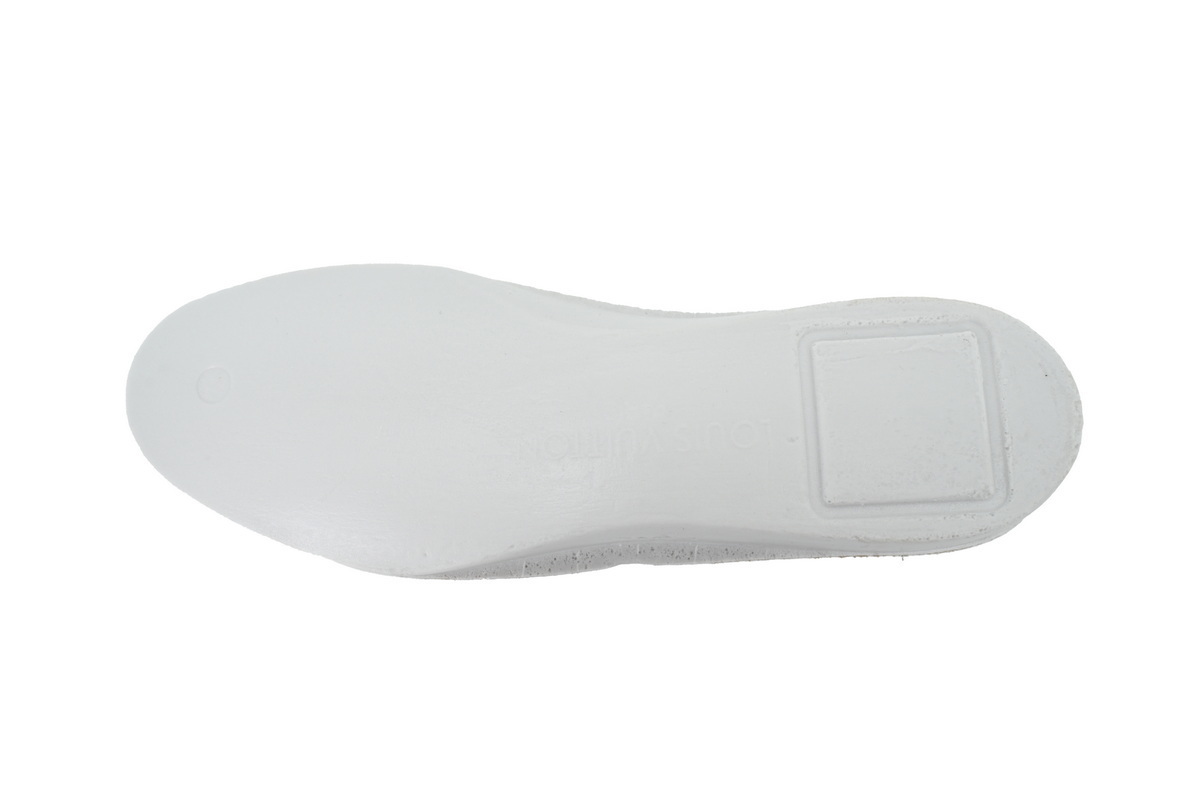  LOUIS VUITTON White Brown