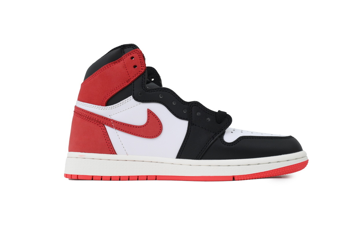  Air Jordan 1 Retro High OG 'Best Hand in the Game - Track Red'  555088-112