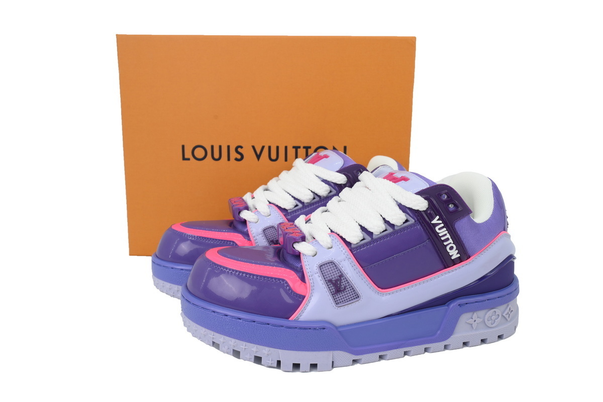 LOUIS VUITTON purple powder