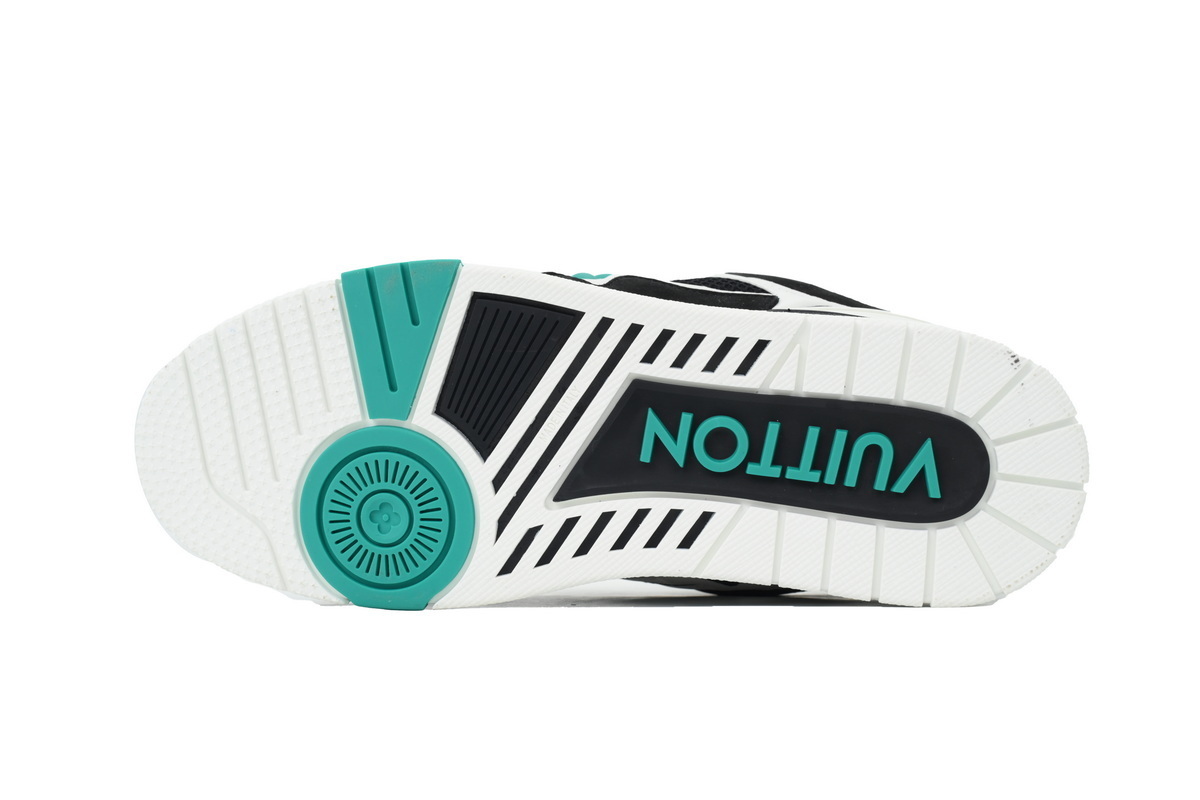 LOUIS VUITTON White and dark green