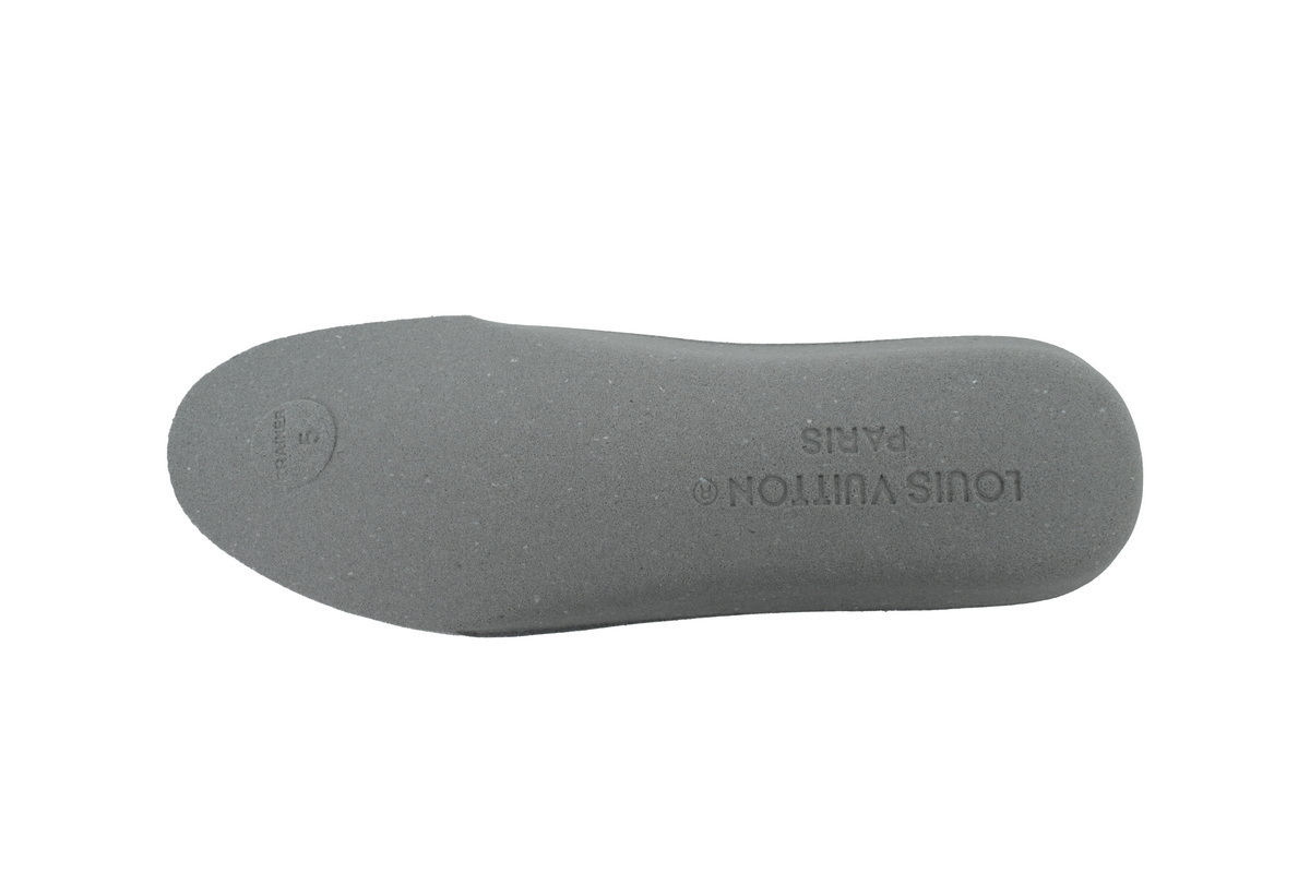 LOUIS VUITTON White and green