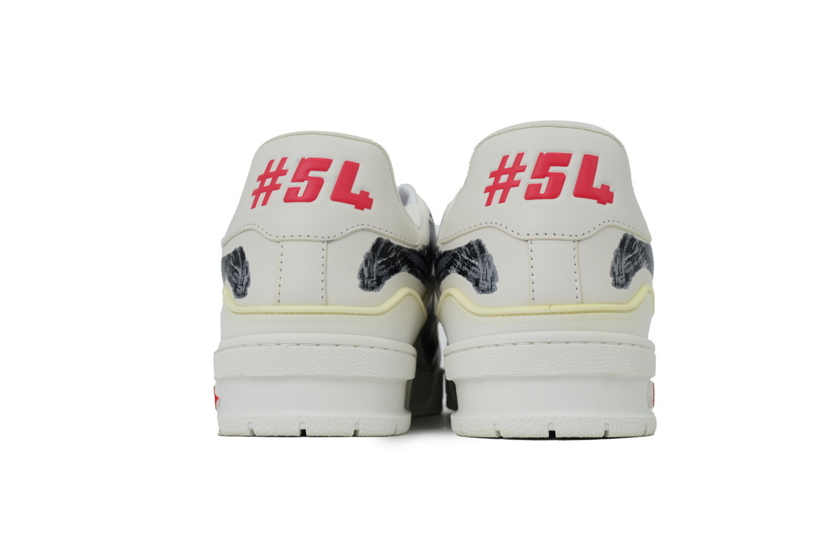 LOUIS VUITTON White/black/red