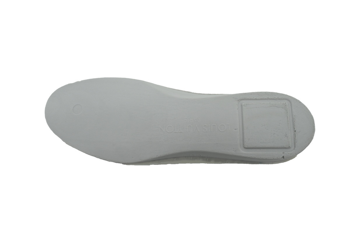 LOUIS VUITTON White Coffee Diamond