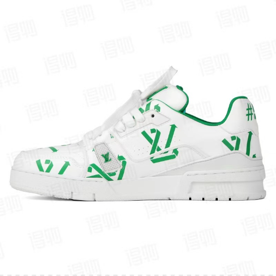  LOUIS VUITTON Green characters