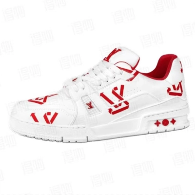  LOUIS VUITTON Red characters 01