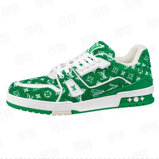 LOUIS VUITTON Green and white cloth