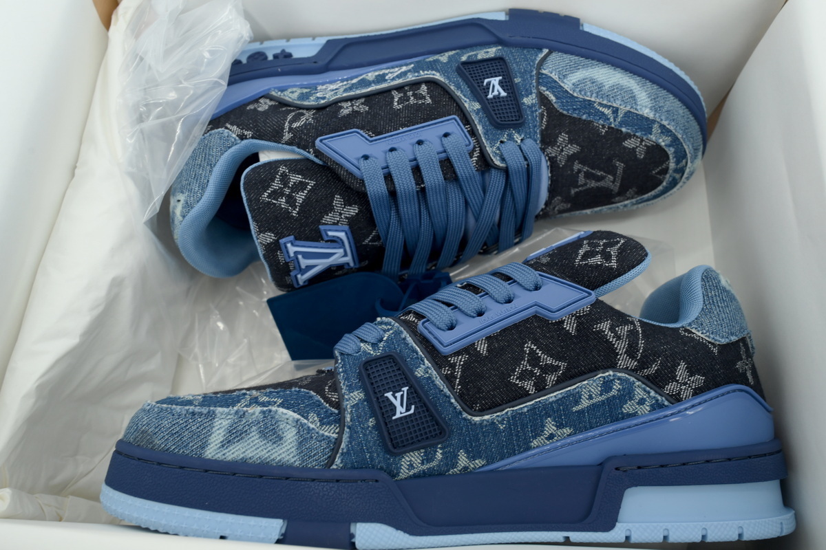 LOUIS VUITTON Lan Cowboy