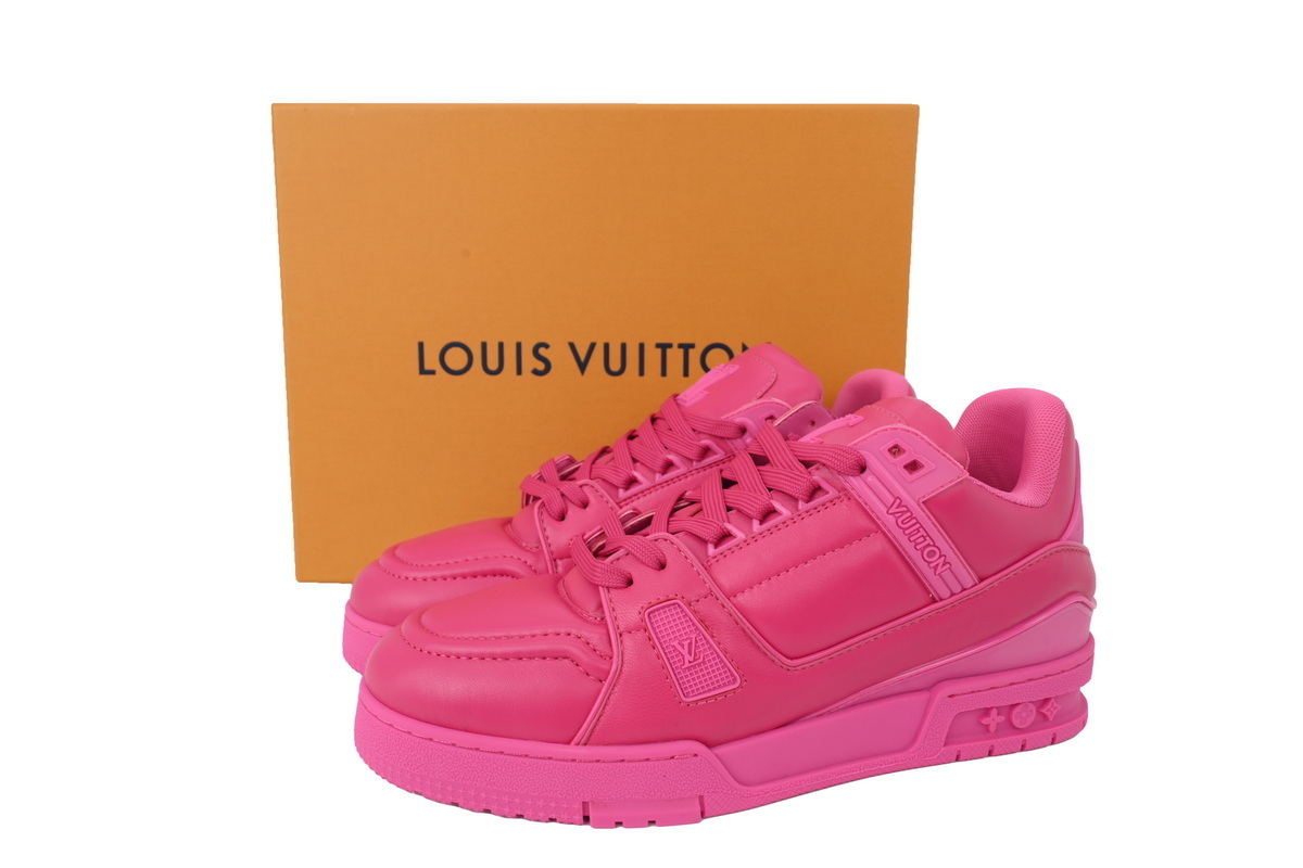 LOUIS VUITTON Rose red